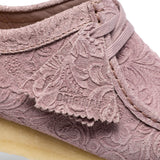 CLARKS ORIGINALS MEN'S WALLABEE DUSTY PINK EMBOSSED MADE IN VIETNAM