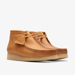 CLARKS MEN'S WALLABEE BOOT MID TAN LEATHER