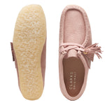 WOMEN’S CLARK ORIGINAL WALLABEE “MADE IN PORTUGAL” (BLUSH PINK LEA)